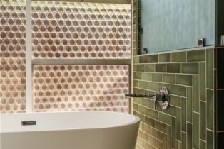 Single Family Residence, 13233 Addison st, Sherman Oaks, CA 91423 - 24