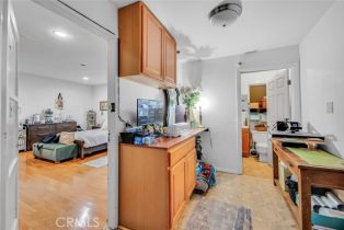 Single Family Residence, 17520 Kingsbury st, Granada Hills, CA 91344 - 18