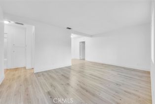 Single Family Residence, 17520 Kingsbury st, Granada Hills, CA 91344 - 28