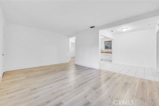 Single Family Residence, 17520 Kingsbury st, Granada Hills, CA 91344 - 29