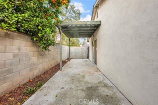 Single Family Residence, 17520 Kingsbury st, Granada Hills, CA 91344 - 41