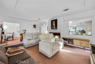 Single Family Residence, 17520 Kingsbury st, Granada Hills, CA 91344 - 6