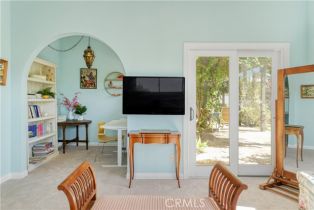 Single Family Residence, 22954 Darien st, Woodland Hills, CA 91364 - 12