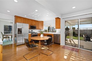 Single Family Residence, 2332 Mccrea rd, Thousand Oaks, CA 91362 - 13