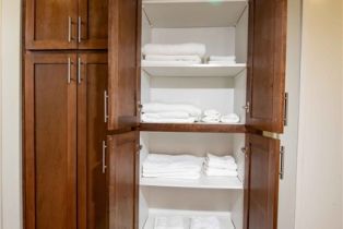 Condominium, 21301 Erwin st, Woodland Hills, CA 91367 - 14