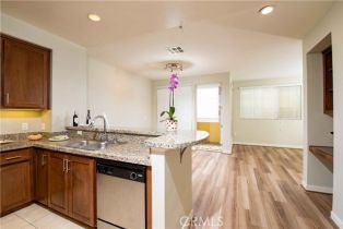 Condominium, 21301 Erwin st, Woodland Hills, CA 91367 - 3