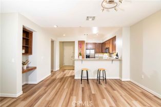 Condominium, 21301 Erwin st, Woodland Hills, CA 91367 - 5