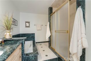 Condominium, 5401 Zelzah ave, Encino, CA 91316 - 10