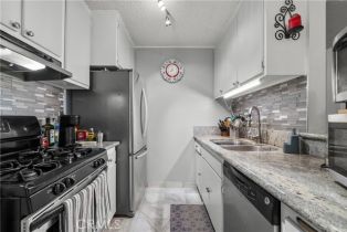 Condominium, 18620 Hatteras st, Tarzana, CA 91356 - 11