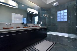 Single Family Residence, 13157 Chandler blvd, Sherman Oaks, CA 91401 - 23