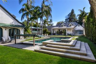 Single Family Residence, 13157 Chandler blvd, Sherman Oaks, CA 91401 - 36