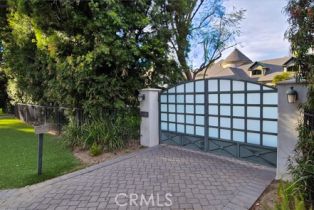 Single Family Residence, 13157 Chandler blvd, Sherman Oaks, CA 91401 - 4