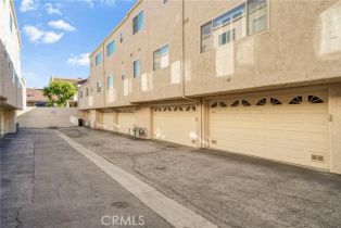 Condominium, 6205 Randi ave, Woodland Hills, CA 91367 - 24