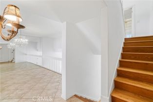 Townhouse, 6205 Randi ave, Woodland Hills, CA 91367 - 12