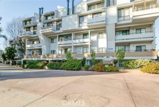 Condominium, 13331 Moorpark ST, Sherman Oaks, CA  Sherman Oaks, CA 91423