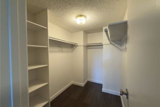 Condominium, 22100 Burbank blvd, Woodland Hills, CA 91367 - 15