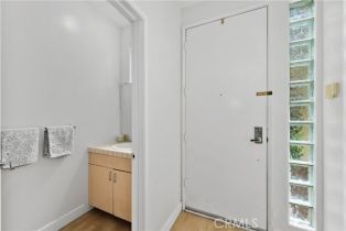 Condominium, 5350 Sepulveda blvd, Sherman Oaks, CA 91411 - 5