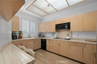 Condominium, 5350 Sepulveda blvd, Sherman Oaks, CA 91411 - 8
