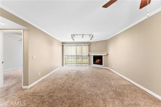 Condominium, 21450 burbank, Woodland Hills, CA 91367 - 12