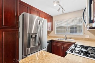 Condominium, 21450 burbank, Woodland Hills, CA 91367 - 14