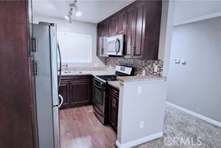 Condominium, 21450 burbank, Woodland Hills, CA 91367 - 5