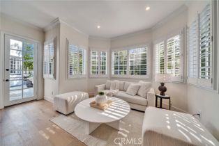 Single Family Residence, 5451 Newcastle ln, Calabasas, CA 91302 - 13