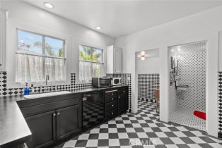 Residential Income, 36 Pacific ave, Ventura, CA 93001 - 9