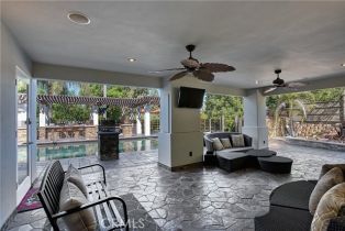 Single Family Residence, 4760 Corbin ave, Tarzana, CA 91356 - 42