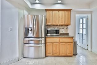 Single Family Residence, 4120 Carrizal rd, Woodland Hills, CA 91364 - 14