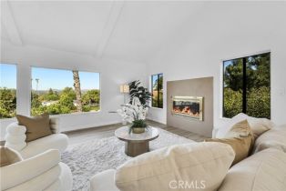 Single Family Residence, 22497 Venido rd, Woodland Hills, CA 91364 - 3