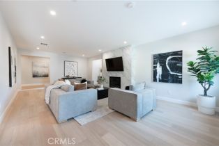 Single Family Residence, 15460 Morrison st, Sherman Oaks, CA 91403 - 11