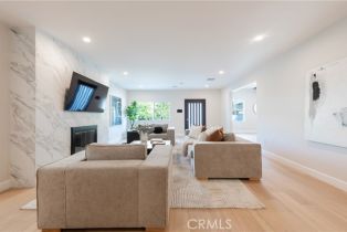 Single Family Residence, 15460 Morrison st, Sherman Oaks, CA 91403 - 12