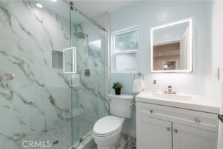 Single Family Residence, 15460 Morrison st, Sherman Oaks, CA 91403 - 40