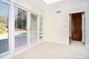 Single Family Residence, 5454 Genesta ave, Encino, CA 91316 - 9