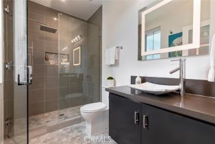 Single Family Residence, 11698 Picturesque dr, Studio City, CA 91604 - 11