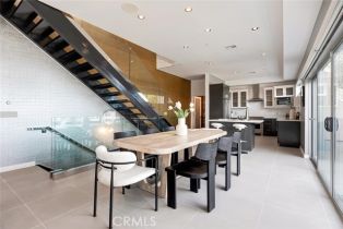 Single Family Residence, 11698 Picturesque dr, Studio City, CA 91604 - 13