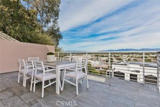Single Family Residence, 11698 Picturesque dr, Studio City, CA 91604 - 24