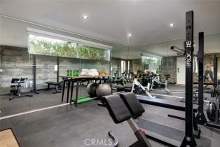 Single Family Residence, 11698 Picturesque dr, Studio City, CA 91604 - 29