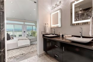 Single Family Residence, 11698 Picturesque dr, Studio City, CA 91604 - 7