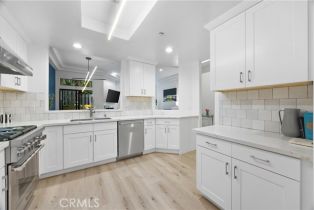 Condominium, 11847 Laurelwood dr, Studio City, CA 91604 - 13