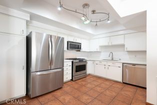Condominium, 5420 Sylmar ave, Sherman Oaks, CA 91401 - 11