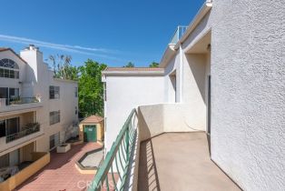 Condominium, 5420 Sylmar ave, Sherman Oaks, CA 91401 - 8
