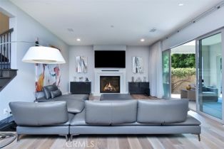 Single Family Residence, 14608 Mccormick st, Sherman Oaks, CA 91411 - 3