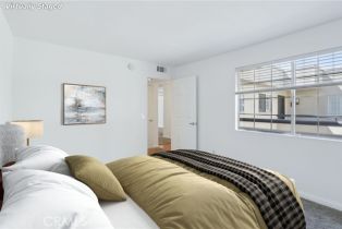 Condominium, 5525 Canoga ave, Woodland Hills, CA 91367 - 12