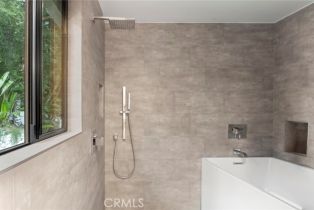 Single Family Residence, 5265 Del Moreno dr, Woodland Hills, CA 91364 - 40