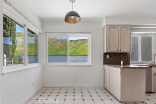 Single Family Residence, 12384 Woodley ave, Granada Hills, CA 91344 - 14