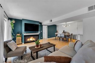 Condominium, 14850 Hesby ST, Sherman Oaks, CA  Sherman Oaks, CA 91403