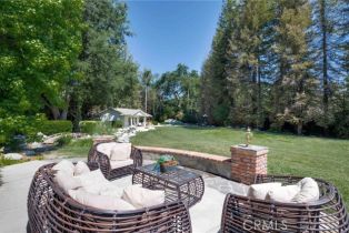 Single Family Residence, 23341 Ostronic dr, Woodland Hills, CA 91367 - 33