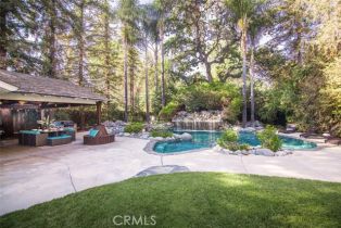 Single Family Residence, 23341 Ostronic dr, Woodland Hills, CA 91367 - 34