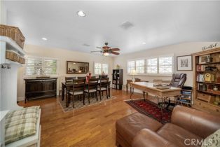 Single Family Residence, 4571 Canoga dr, Woodland Hills, CA 91364 - 13